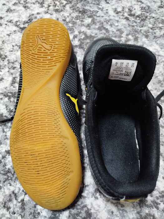 Продам футзалки 37р