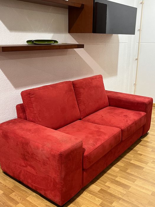 Sofa camursa vermelho