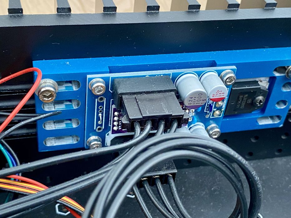 Komuter PC fanless audio usb  hdplex