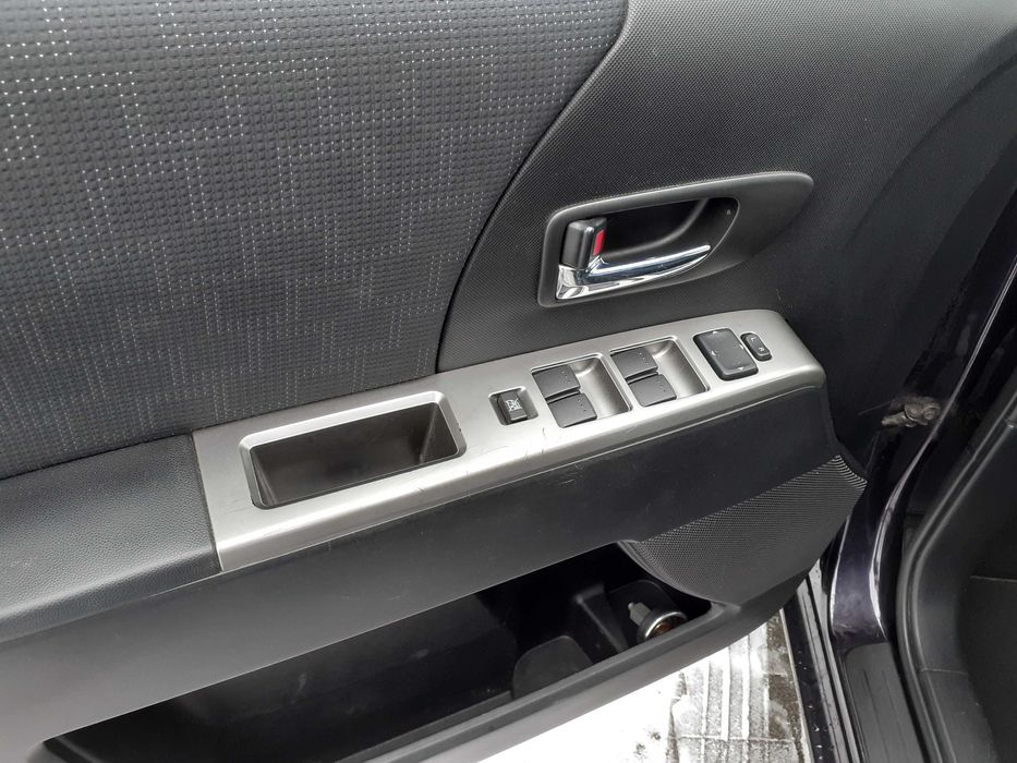 Mazda 5 2.0 LPG 6 biegów 7 osób hak