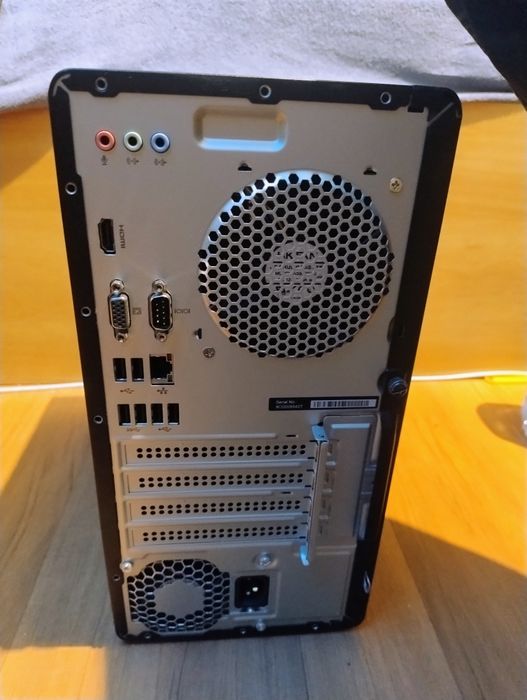 Komputer HP 285 G3 MT ryzen 5 2400g 16gb ram