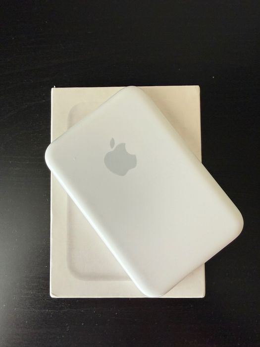Powerbank MagSafe Apple - usada