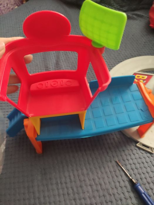 LittlePeople аеропорт, літачок обертаєтьсЯ