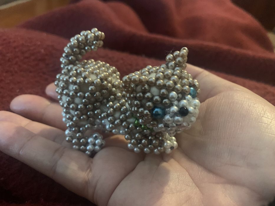Gato em Perolas