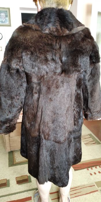 Полушубок женский из меха кролика.