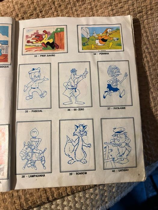 Caderneta cromos antiga walt disney