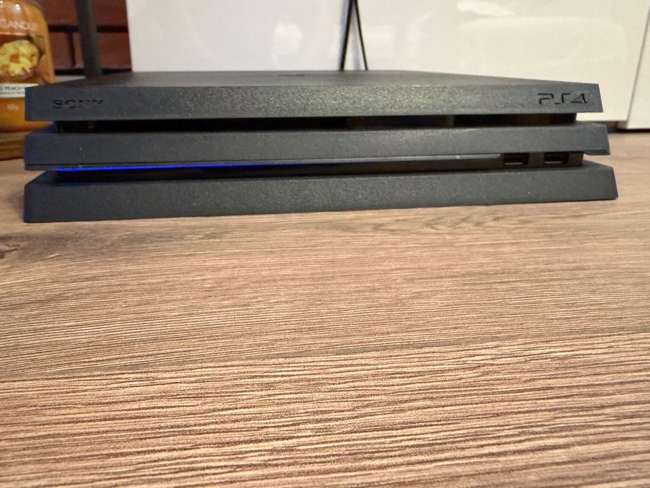 PS4 Pro 1TB + PlayStation VR V2 (Box) | 2 Pady | Stacja Sony | Move
