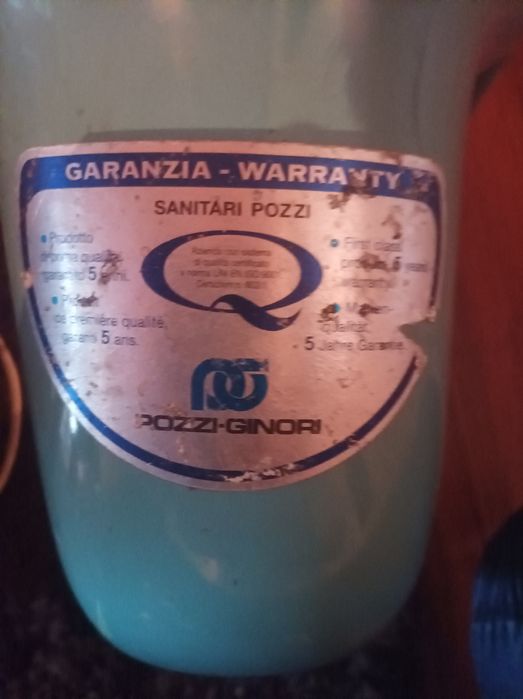 Продам унитаз новый