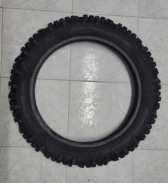 Pneu Pirelli 140/80-18 Enduro (usado)
