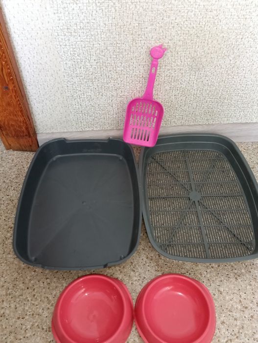 Лоточки для кошечки.