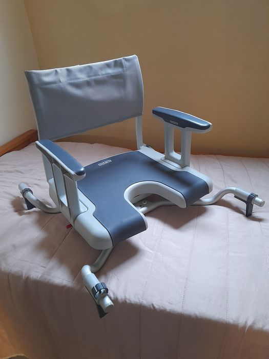 Cadeira de banho giratória para banheira