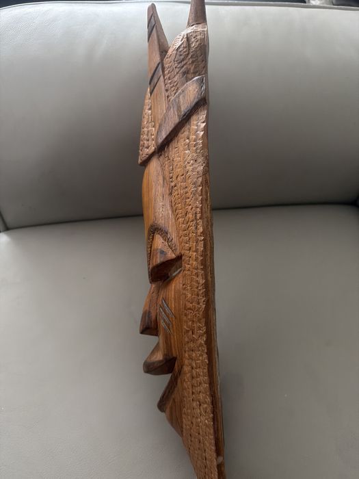 Handmade solidna orientalna rzeźba diabła z rogami