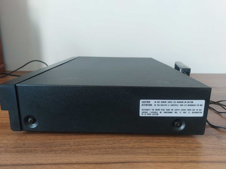 Marantz ST-64 Cyfrowy syntetyzowany tuner FM AM Made in Japan