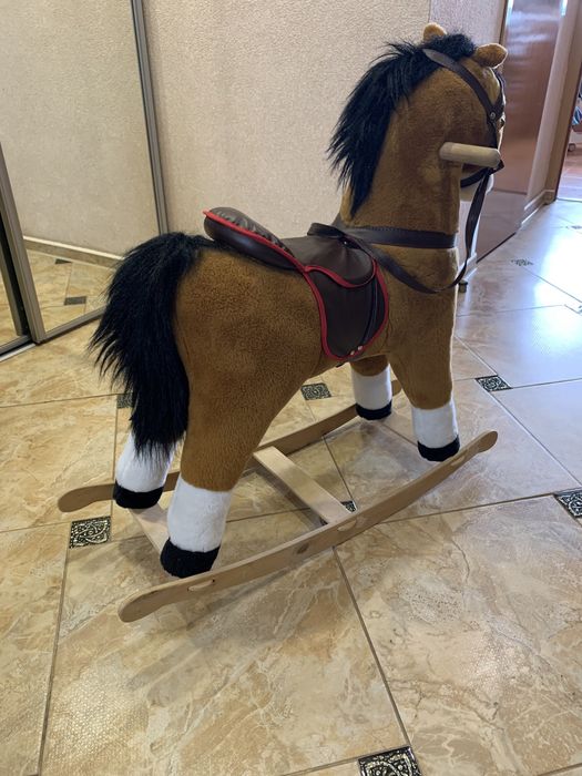 Коник -гойдалка.