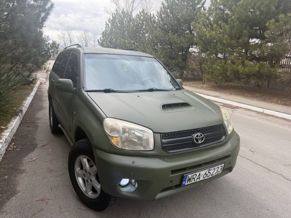 Toyota Rav 4 2003 год