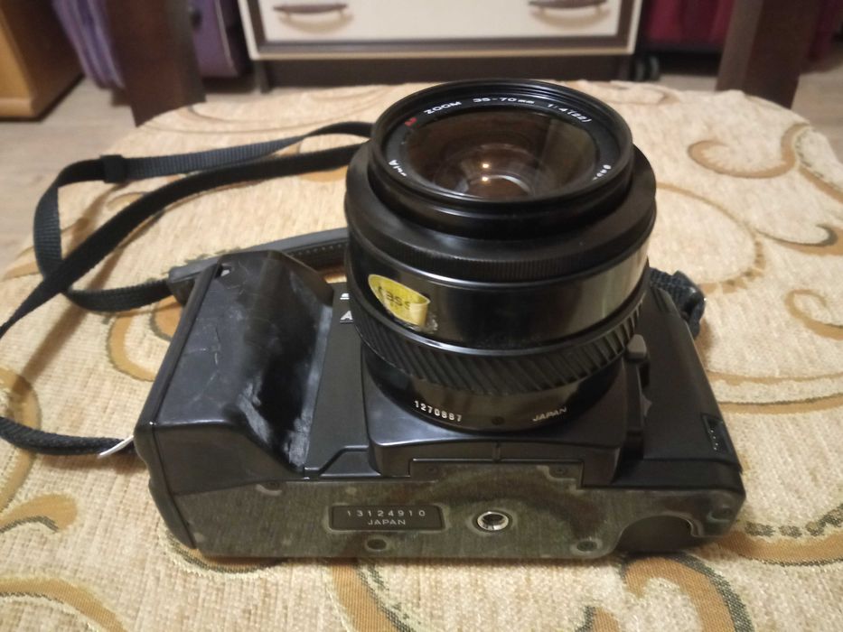 Фотоапарат Minolta 5000  об'єктив блинчик 35-70 та інше.
