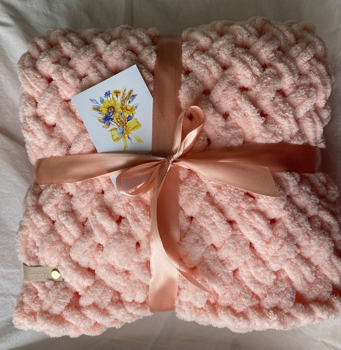Плюшеві пледи ручної роботи Alize Puffi