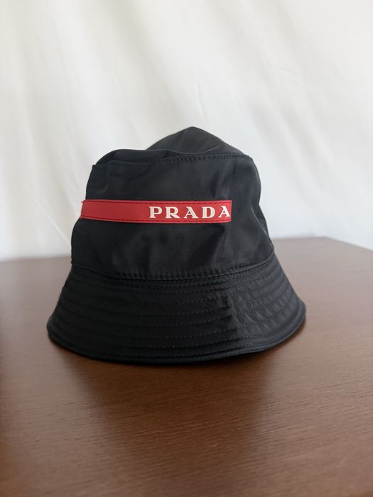 Шляпи Prada  весна / осінь