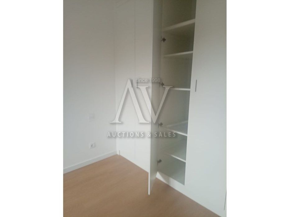 T3 totalmente renovado, com garagem para 2 carros || Leiria