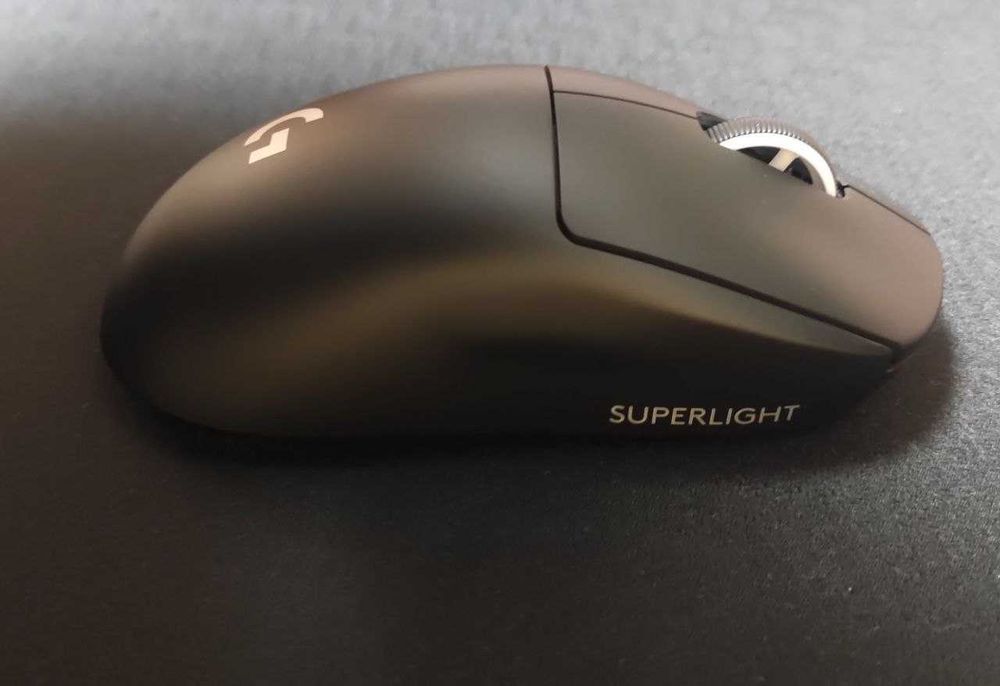 Logitech g pro x superlight 2