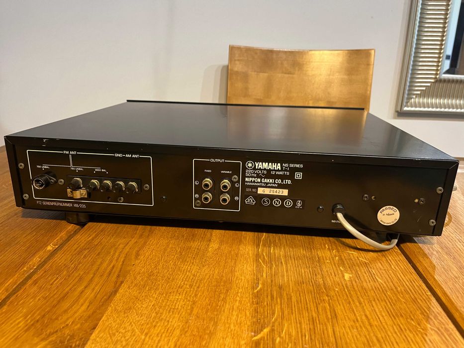 Tuner Yamaha T-1