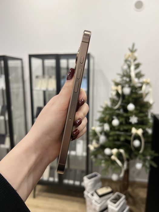 Telefon iPhone 16 PRO MAX 256GB Złoty Apple Gwarancja iTrade