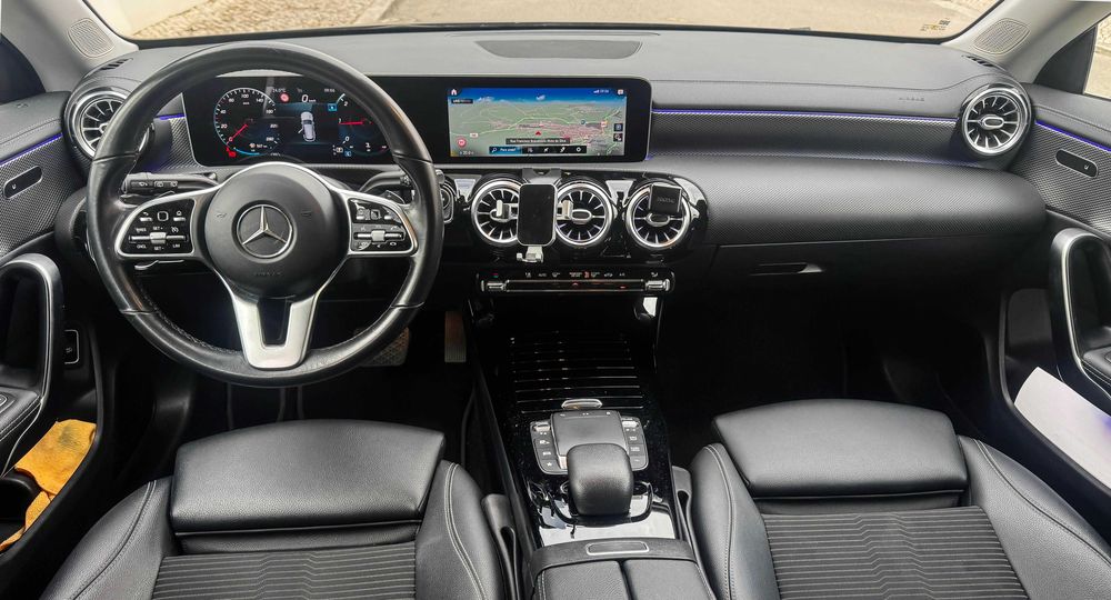 Mercedes-Benz CLA 180d Shooting brake AMG