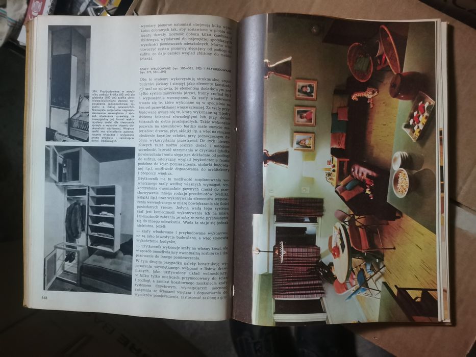 Zestaw książek o mieszkaniu. PRL