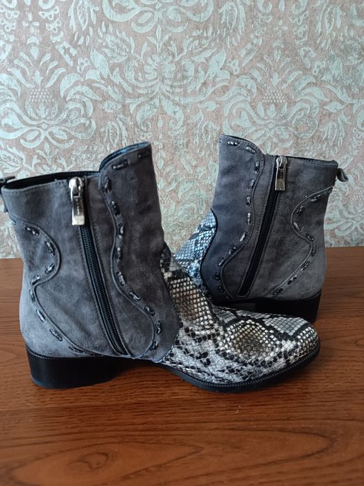 Ботинки кожаные женские Италия, р. 40