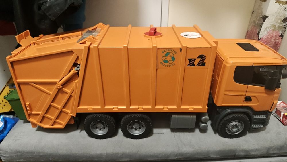 Bruder scania śmieciarka
