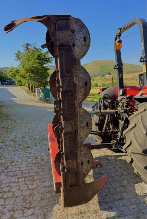 Tenho todo tipo de alfaias agricolas para venda