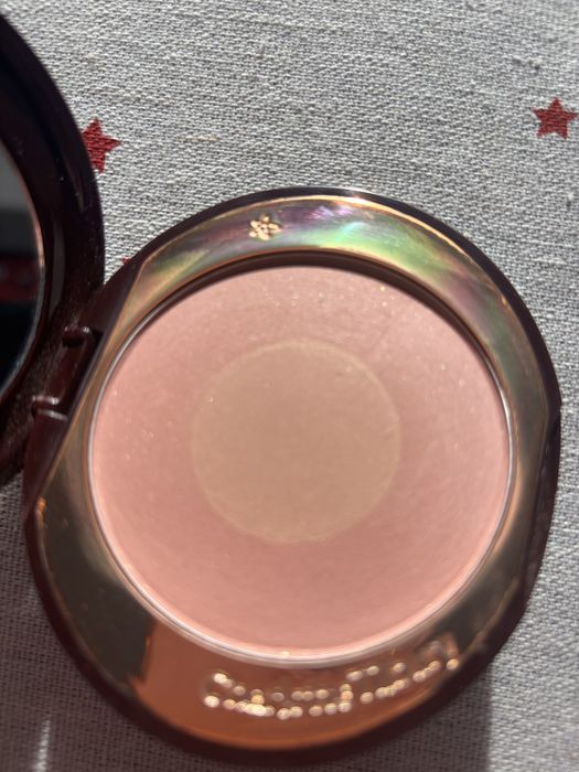 Charlotte Tilbury róż pillow talk chic to chic