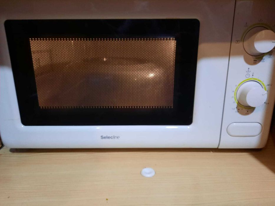 Microondas c/ grill funcional