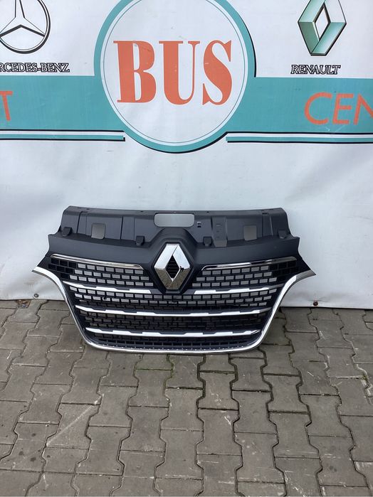 Решітка Радіатора Renault Master 4 Ришотка