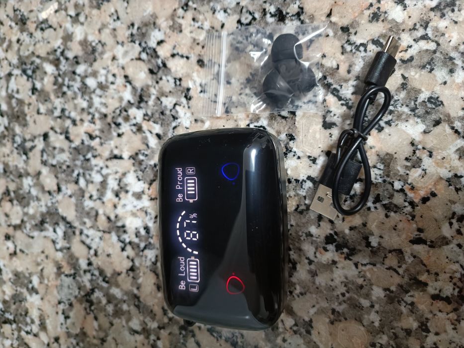 Phones bluetooth Novos com caixa power bank