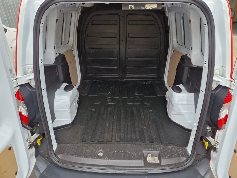 Ford TRANSIT COURIER  Courier super stan pierwszy własciciel brutto 23%