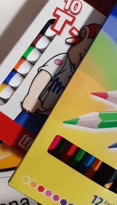 Material escolar e diverso