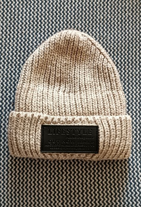 Шапка с натуральным бумбоном,55,шапка с вязанным бумбоном,56,шапка,57.