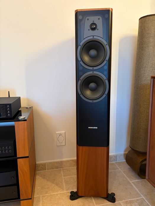 Dynaudio Contour 30i Walnut