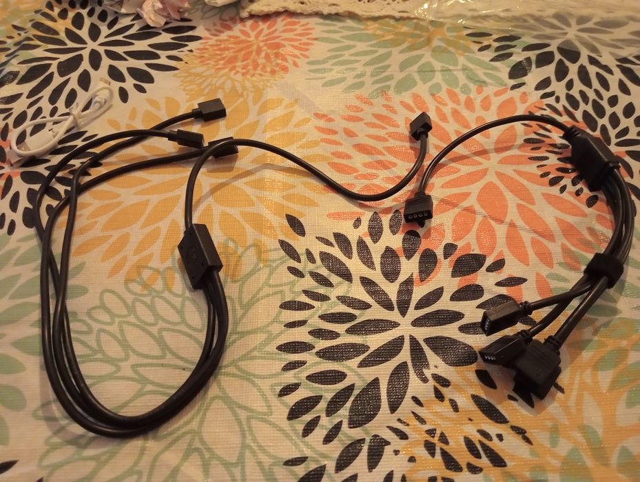 Cabo RGB splitter Cooler Master 4pins