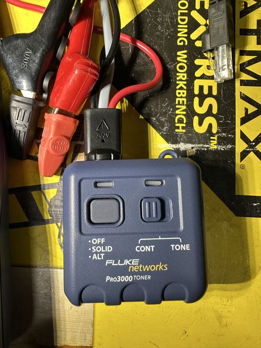 Тестер кабелю Fluke Networks Pro3000 Kit (26000900) Тестер кабеля