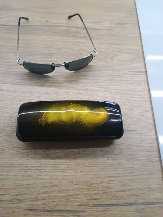 Etui z okularami PRL