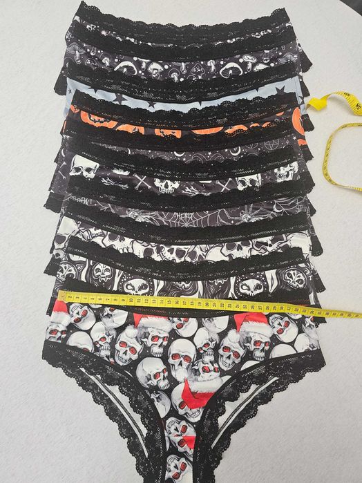 Majtki damskie z koronką M