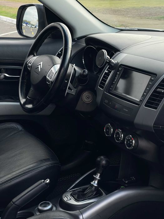 Citroen C-Crosser