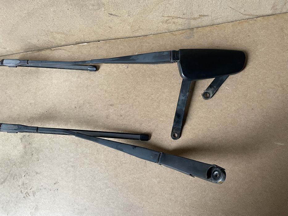 Ramie wycieraczki Mercedes ML W164