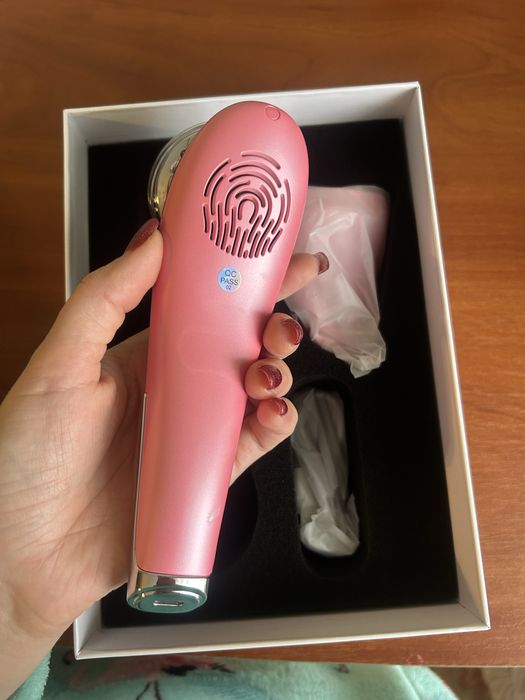 Мікрострумовий RF Lifting, Масажер для обличчя Skin Lifting