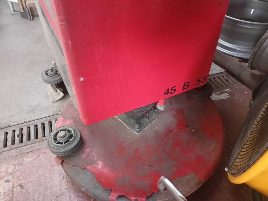 Szorowarka Gansow 45 B 53 – 24V – sprawna, z ładowarką