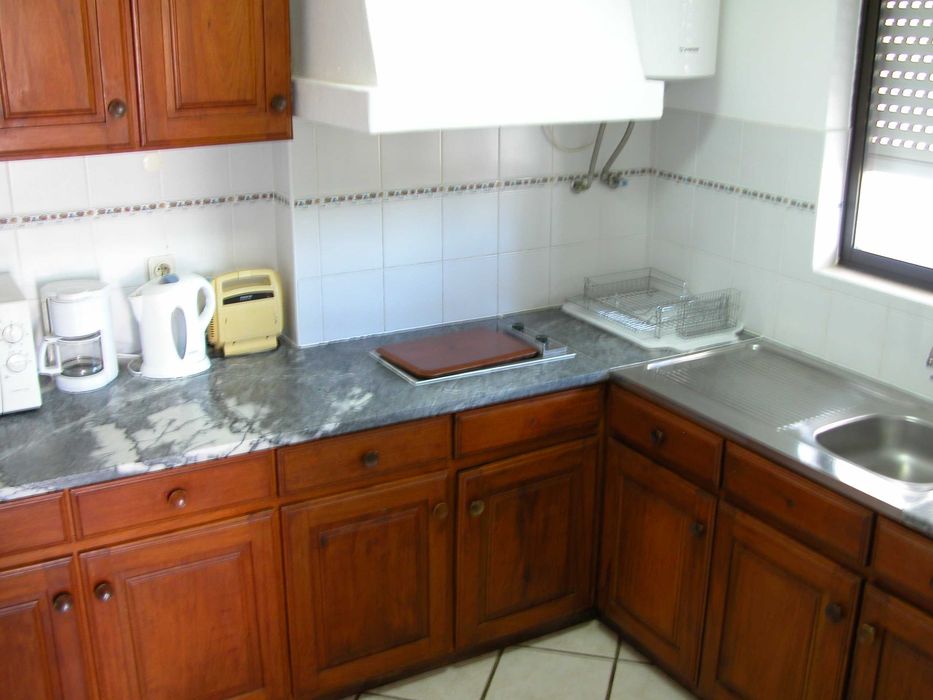 Promo: Setembro T1 Albufeira c/ Piscina + estacionamento privado a 600m da Praia Oura (490€/sem)
