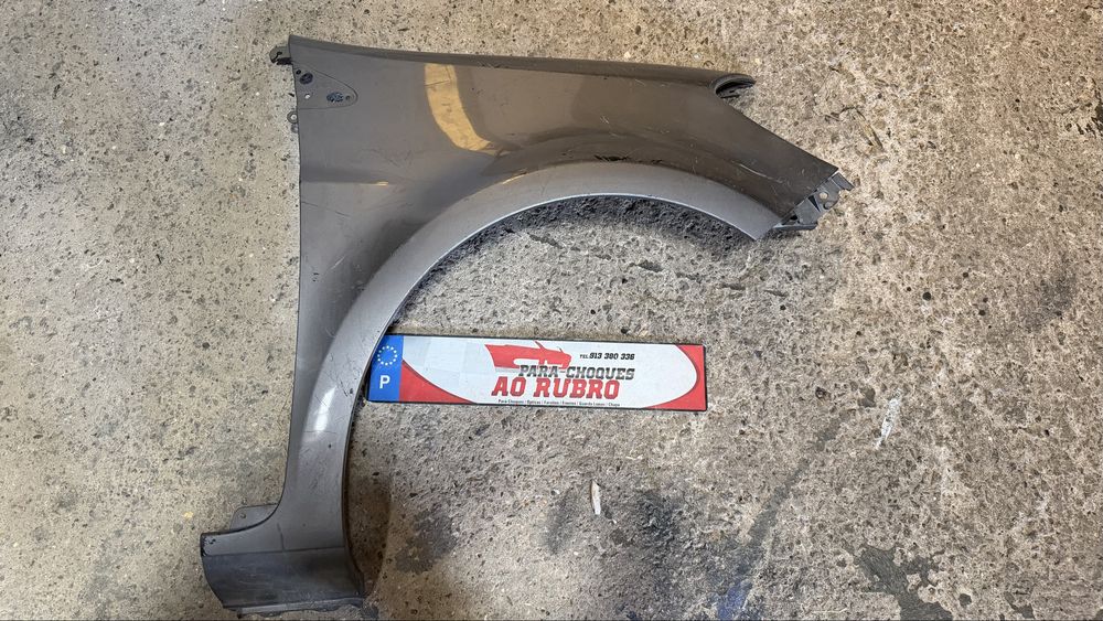 Guarda lamas direito renault clio 3 195