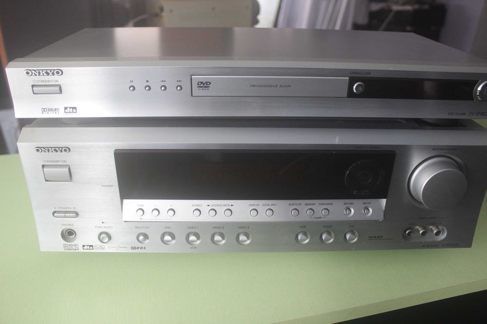 Onkyo TX-SR503E+DVD DV-S403E